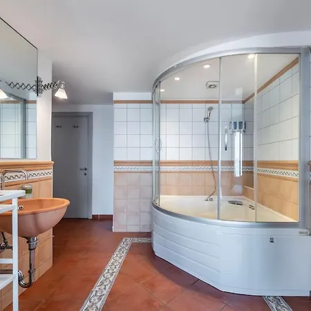 Beyond The Bosphorus #3 Istambul