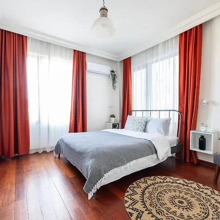 Beyond The Bosphorus #3 Appartement